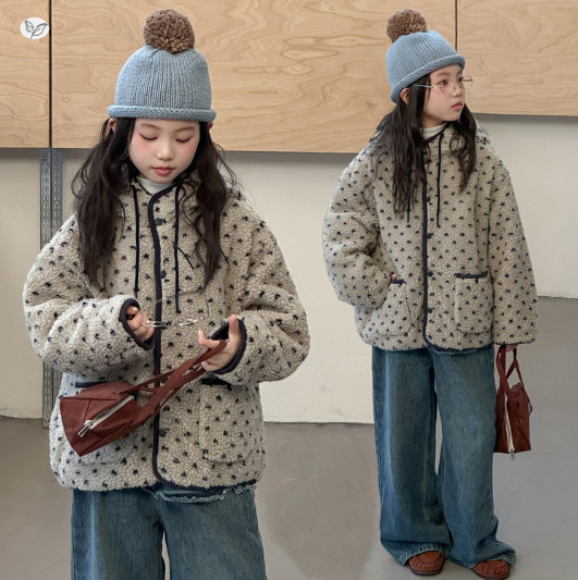 2025冬服新作韓国子供服　女の子　アウター