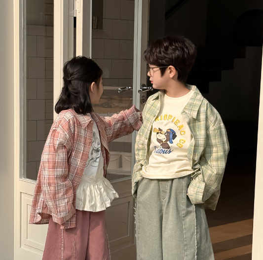 2026春服新作韓国子供服　チェック柄　ブラウス