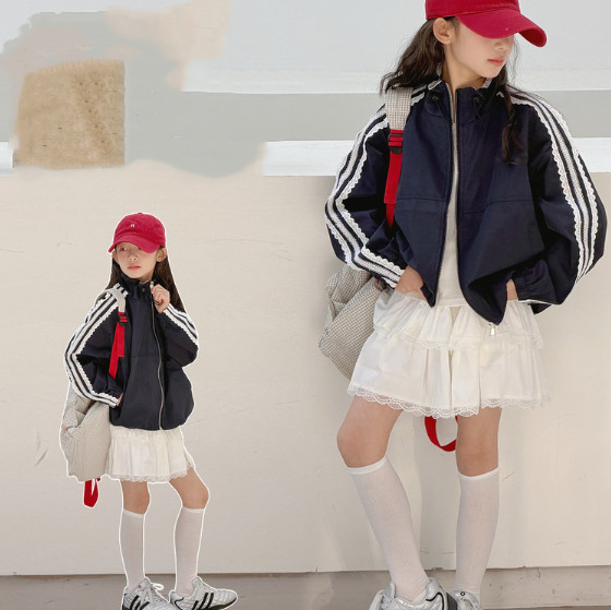 2026春服新作韓国子供服　ボーダー　ジッパートップス